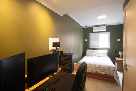 Casa de condomínio à venda com 229m², 3 quartos e 2 vagasSuite 