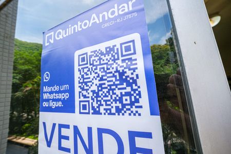 Placa de apartamento à venda com 4 quartos, 122m² em Grajaú, Rio de Janeiro