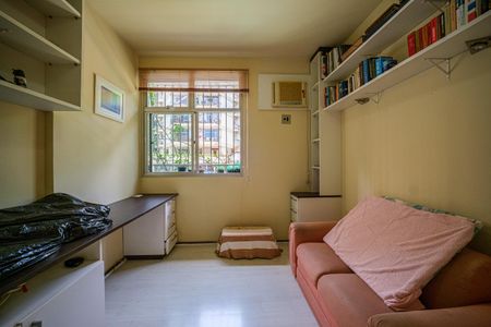 Apartamento à venda com 122m², 4 quartos e 2 vagas Apartamento à venda com 122m², 4 quartos e 2 vagasQuarto 3