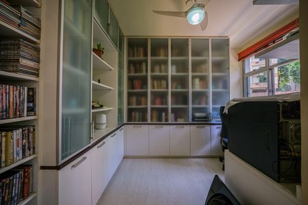 Apartamento à venda com 122m², 4 quartos e 2 vagas Apartamento à venda com 122m², 4 quartos e 2 vagasQuarto 4