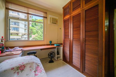 Apartamento à venda com 122m², 4 quartos e 2 vagas Apartamento à venda com 122m², 4 quartos e 2 vagasQuarto 2