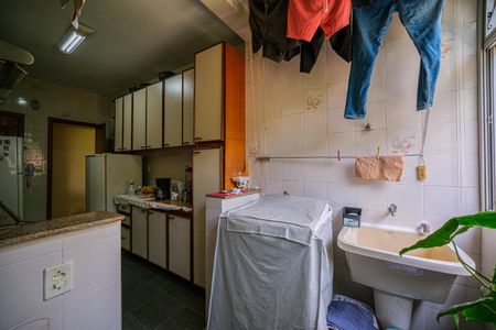 Apartamento à venda com 122m², 4 quartos e 2 vagas Apartamento à venda com 122m², 4 quartos e 2 vagasÁrea de Serviço