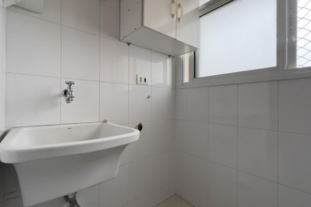 Apartamento à venda com 80m², 2 quartos e 1 vagaCozinha e Área de Serviço