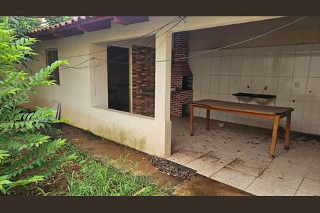 Casa para alugar com 3 quartos, 130m² em Condomínio Rio Branco, Goiânia