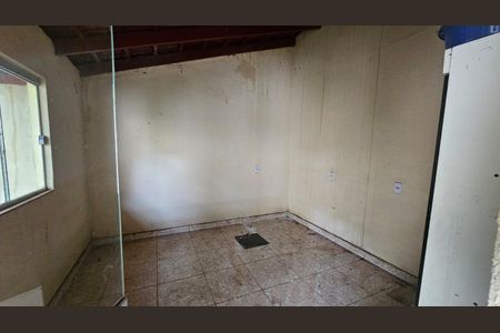 Casa para alugar com 3 quartos, 130m² em Condomínio Rio Branco, Goiânia