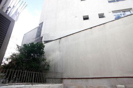 Sala Vista de apartamento para alugar com 1 quarto, 46m² em Azenha, Porto Alegre
