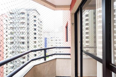 Apartamento para alugar com 60m², 2 quartos e 1 vagaSacada