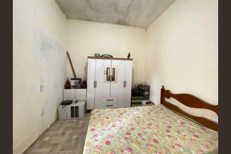 Casa à venda com 60m², 2 quartos e sem vaga