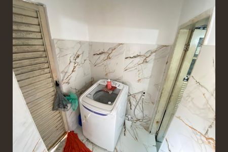 Casa à venda com 60m², 2 quartos e sem vaga