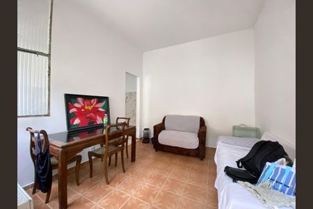 Casa à venda com 60m², 2 quartos e sem vaga