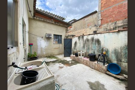 Casa à venda com 60m², 2 quartos e sem vaga