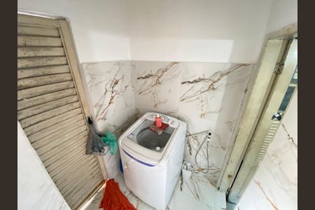 Casa à venda com 60m², 2 quartos e sem vaga