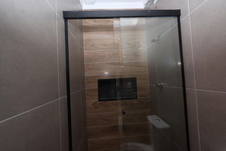 Banheiro de apartamento para alugar com 1 quarto, 30m² em Chácara Belenzinho, São Paulo