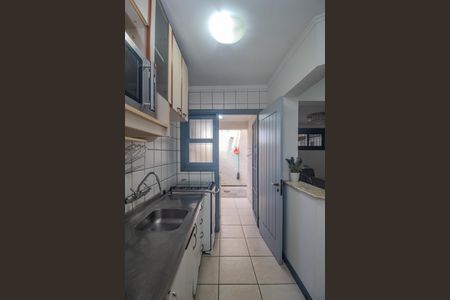 Casa de condomínio para alugar com 196m², 4 quartos e 3 vagas Casa de condomínio para alugar com 196m², 4 quartos e 3 vagasCozinha