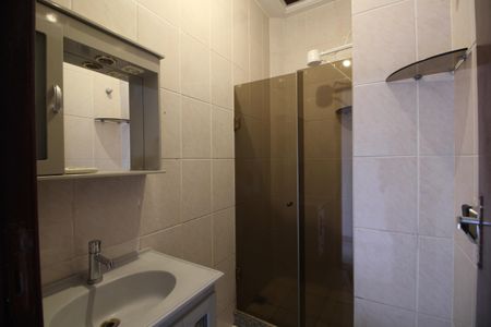 Casa de condomínio para alugar com 57m², 2 quartos e 2 vagasBanheiro Social