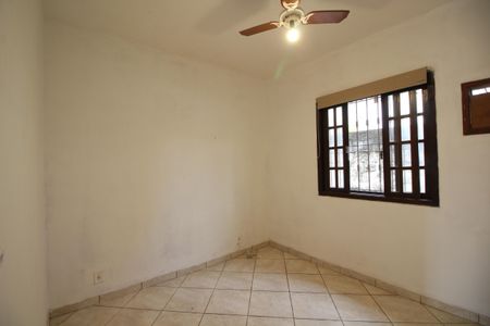 Quarto 1 de casa de condomínio à venda com 2 quartos, 57m² em Taquara, Rio de Janeiro