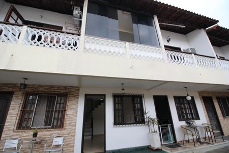 Casa de condomínio para alugar com 57m², 2 quartos e 2 vagasFachada