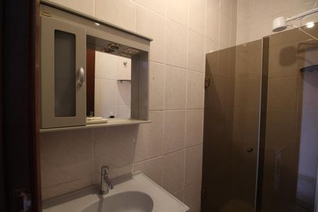 Casa de condomínio para alugar com 57m², 2 quartos e 2 vagasBanheiro Social