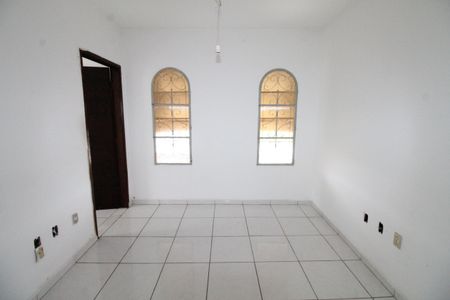 Casa para alugar com 100m², 2 quartos e 1 vagaSala 2