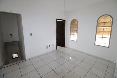Casa para alugar com 100m², 2 quartos e 1 vagaSala 2