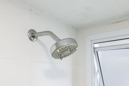 Apartamento para alugar com 52m², 2 quartos e 2 vagasBanheiro