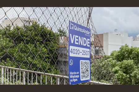 Apartamento à venda com 51m², 1 quarto e 1 vagaPlaquinha