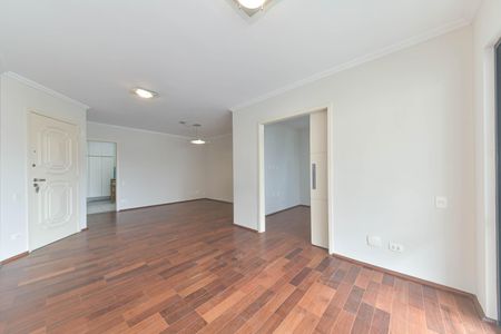 Apartamento para alugar com 133m², 3 quartos e 3 vagas Apartamento para alugar com 133m², 3 quartos e 3 vagasSala
