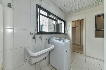 Apartamento para alugar com 133m², 3 quartos e 3 vagas Apartamento para alugar com 133m², 3 quartos e 3 vagasÁrea de Serviço