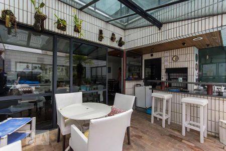 Apartamento para alugar com 133m², 3 quartos e 3 vagas Apartamento para alugar com 133m², 3 quartos e 3 vagasÁrea Comum