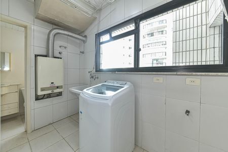 Apartamento para alugar com 133m², 3 quartos e 3 vagas Apartamento para alugar com 133m², 3 quartos e 3 vagasÁrea de Serviço