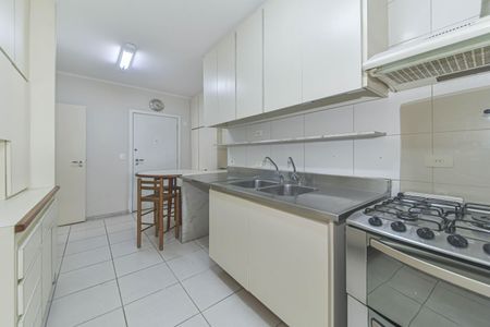 Apartamento para alugar com 133m², 3 quartos e 3 vagas Apartamento para alugar com 133m², 3 quartos e 3 vagasCozinha