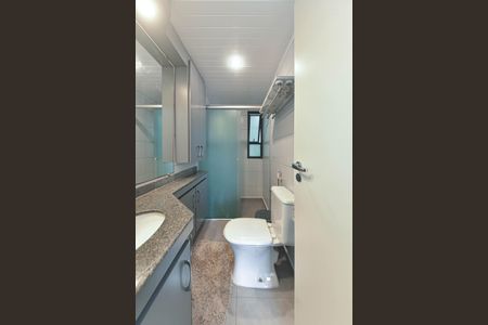 Apartamento para alugar com 133m², 3 quartos e 3 vagas Apartamento para alugar com 133m², 3 quartos e 3 vagasBanheiro Social