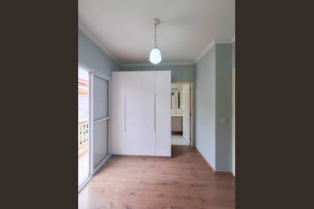 Casa de condomínio à venda com 250m², 3 quartos e 3 vagasQuarto 1