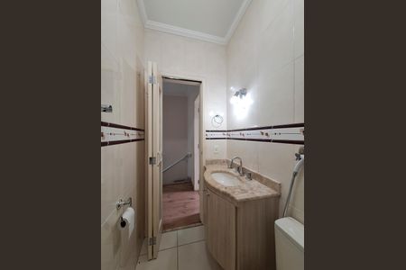 Casa de condomínio à venda com 250m², 3 quartos e 3 vagasBanheiro