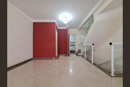 Casa de condomínio à venda com 250m², 3 quartos e 3 vagasSala