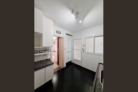 Casa de condomínio à venda com 250m², 3 quartos e 3 vagasCozinha