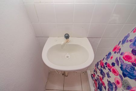 Apartamento para alugar com 38m², 2 quartos e 1 vaga Apartamento para alugar com 38m², 2 quartos e 1 vagaBanheiro