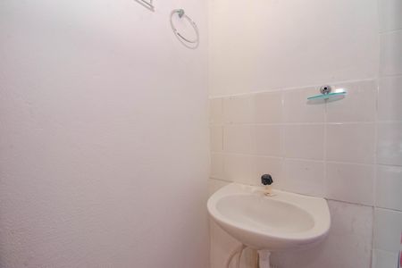 Apartamento para alugar com 38m², 2 quartos e 1 vaga Apartamento para alugar com 38m², 2 quartos e 1 vagaBanheiro