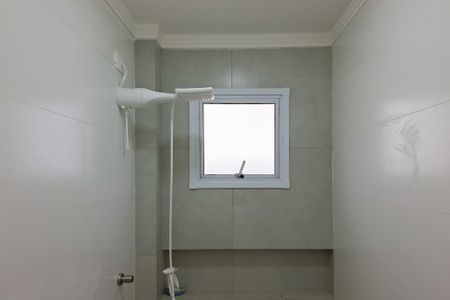 Apartamento para alugar com 67m², 2 quartos e 2 vagas Apartamento para alugar com 67m², 2 quartos e 2 vagasBanheiro