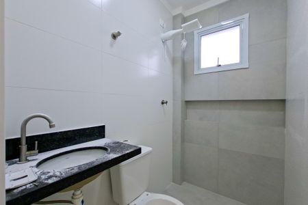 Apartamento para alugar com 67m², 2 quartos e 2 vagas Apartamento para alugar com 67m², 2 quartos e 2 vagasBanheiro da Suíte