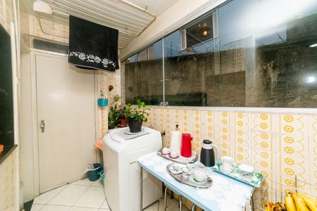 Apartamento à venda com 86m², 2 quartos e 1 vaga Apartamento à venda com 86m², 2 quartos e 1 vagaÁrea de Serviço
