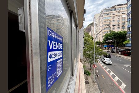 Apartamento à venda com 150m², 3 quartos e 1 vaga Apartamento à venda com 150m², 3 quartos e 1 vagaPlaca