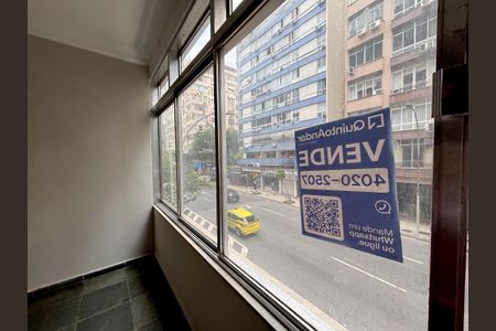 Apartamento à venda com 150m², 3 quartos e 1 vaga Apartamento à venda com 150m², 3 quartos e 1 vagaPlaca