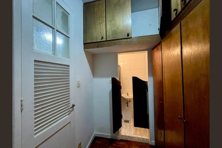 Apartamento à venda com 150m², 3 quartos e 1 vaga Apartamento à venda com 150m², 3 quartos e 1 vagaÁrea de serviço - suíte