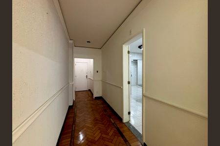 Apartamento à venda com 150m², 3 quartos e 1 vaga Apartamento à venda com 150m², 3 quartos e 1 vagaSala - hall de entrada