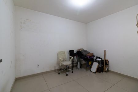 Quarto 2 de apartamento para alugar com 2 quartos, 45m² em Itaquera, São Paulo