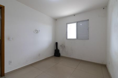 Quarto 1 de apartamento para alugar com 2 quartos, 45m² em Itaquera, São Paulo