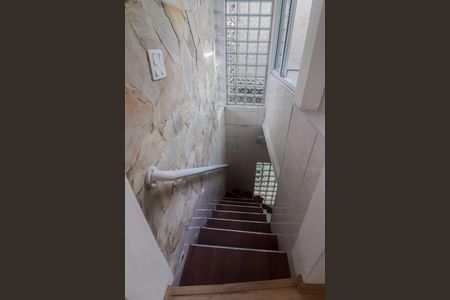 Casa para alugar com 95m², 1 quarto e 1 vagaEscadas