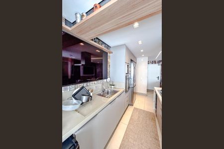 Apartamento à venda com 92m², 3 quartos e 2 vagasCozinha