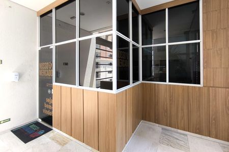 Apartamento para alugar com 154m², 3 quartos e 3 vagas Apartamento para alugar com 154m², 3 quartos e 3 vagasÁrea comum - Mercado